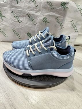 NEW KURU Women Atom Lightweight Athletic Sneakers Mineral Blue & White SIZE 7.5W